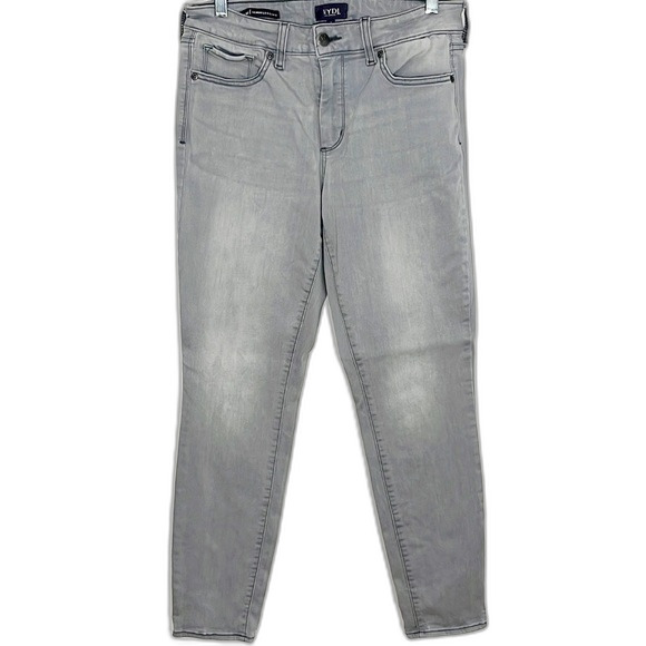 NYDJ AMI Skinny Legging Denim Jeans Gray Size 8 - Picture 1 of 10